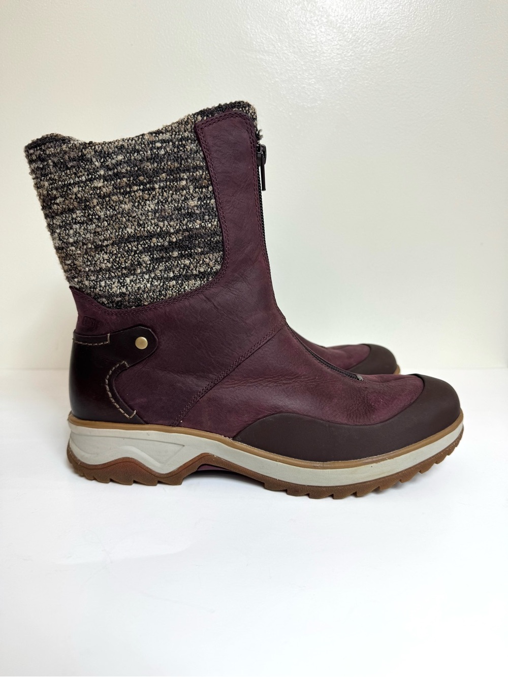 Merrell Eventyr Cuff Waterproof Insulated Winter Boots Wine Burgundy Size 9.5